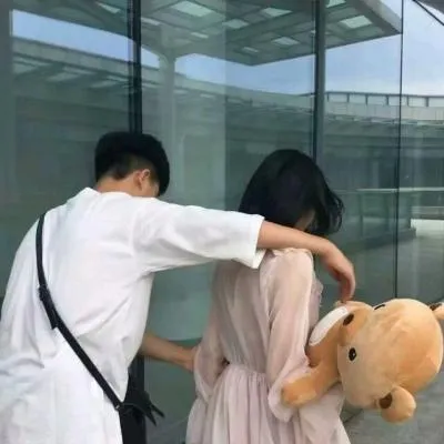 好看的情侣头像抖音真人第1张