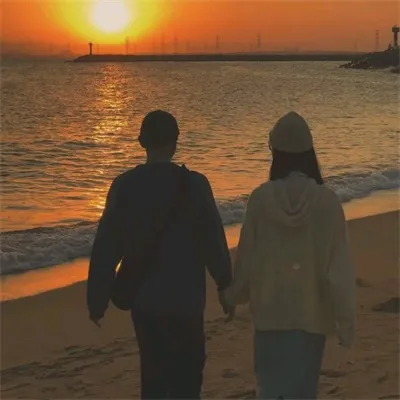 情侣真人背影头像图片合照第1张