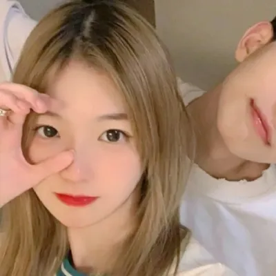 情侣专用头像一左一右第1张