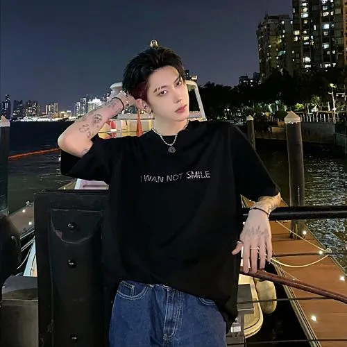 2021好看情侣头像一男一女两张分开霸气帅气第1张