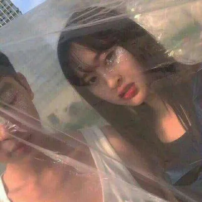 高冷情侣头像图片一男一女真人第1张