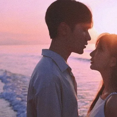 高清好看的干净情侣头像唯美图片第1张