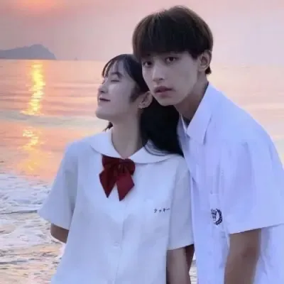 高清唯美情侣头像超有画面感图片第1张