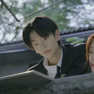 抖音最近超火港风ins真人林扬生头像情侣第1张