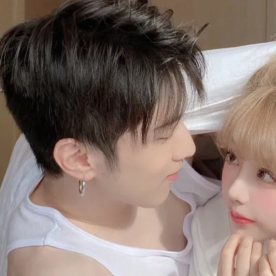 让人心动的美女情头图片第1张