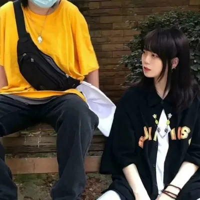 潮牌情侣头像,高清一对两张的流行情头潮图高清第1张