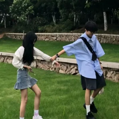 高清超甜的真人头像情侣两张照片第1张