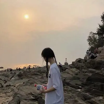 不明显的情侣头像真人好看最潮流第1张