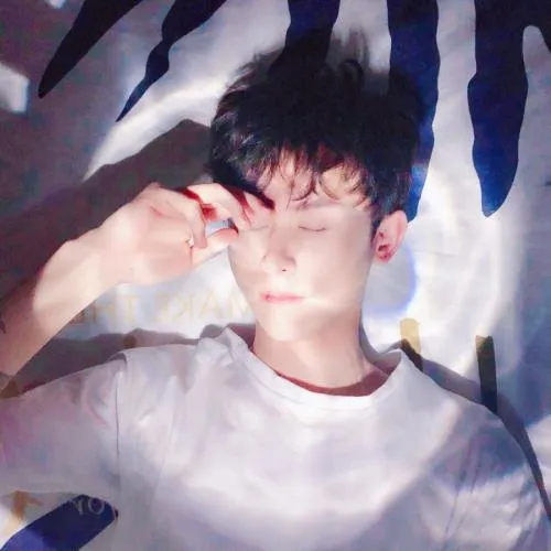 唯美情侣头像意境一对第1张