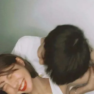 神仙颜值情侣头像真人第1张