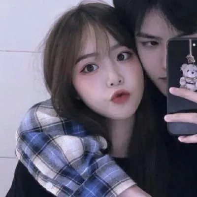 好看唯美的情侣头像第1张
