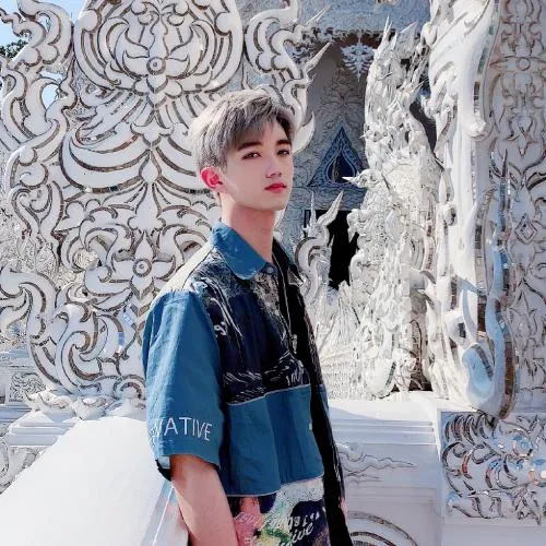 情侣头像微信一对成熟一左一右第1张