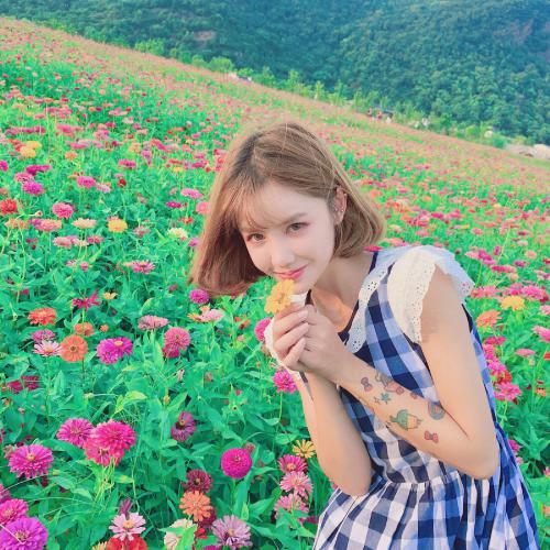 情侣头像微信一男一女第1张