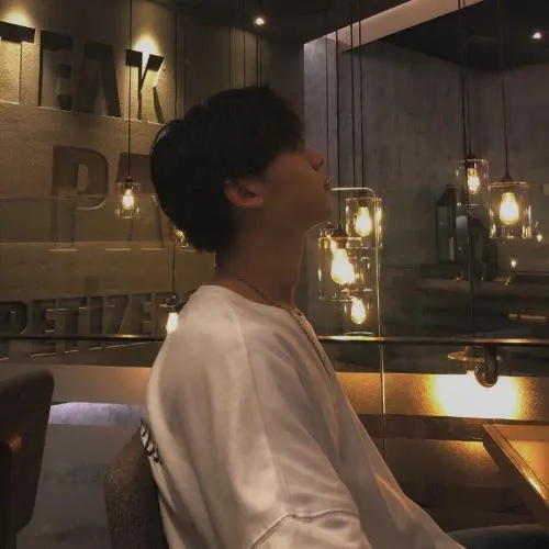 情侣头像一男一女单图两张第1张