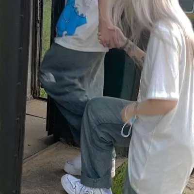 唯美幸福情侣浪漫头像第1张