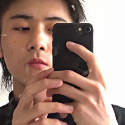 撒狗粮的甜蜜亲吻优质情头第1张