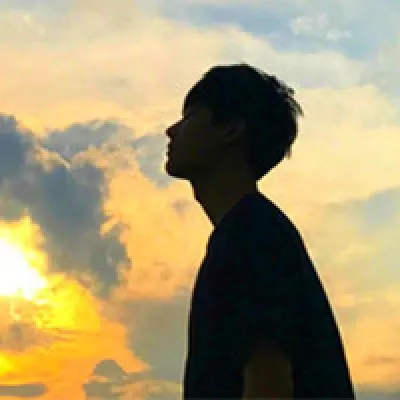 性感迷人一点的情侣头像第1张