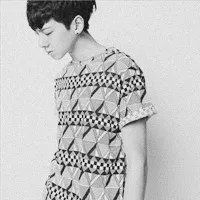 黑白世界里的个性男生qq头像第1张