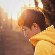 英俊韩范的男生个性qq头像第1张