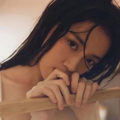 暖色系清新女生头像精选第1张