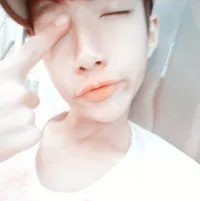 非主流唯美情侣qq头像一左一右第1张