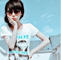 甜蜜一左一右情侣QQ头像第1张