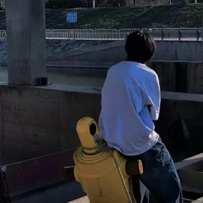 真人超酷又高颜值的帅到爆的头像第1张