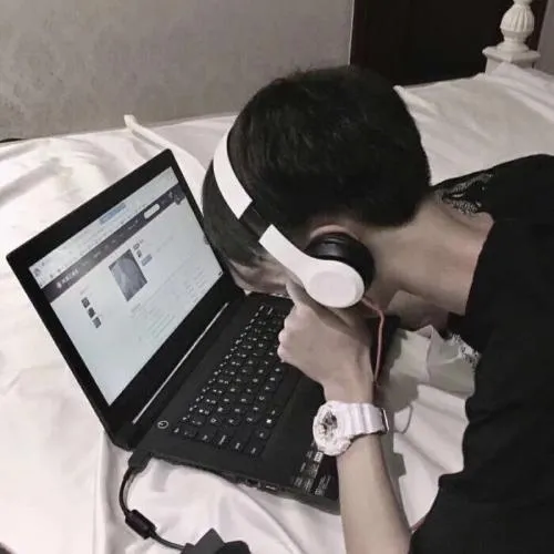 帅气潮流头像男生头像第1张