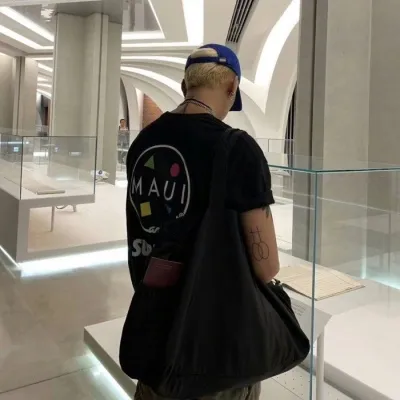 英俊帅气的男生头像第1张