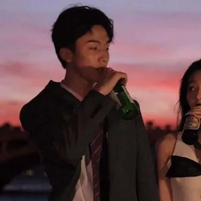 魅力火辣情侣的头像图片第1张