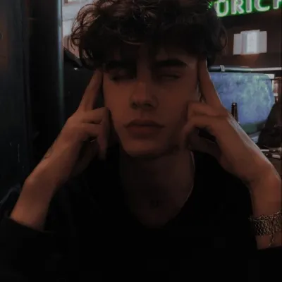 潮图头像欧美男生第1张