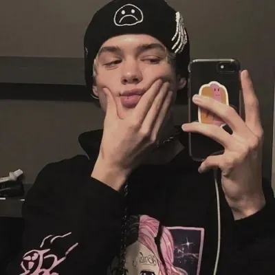 好看欧美男生头像第1张