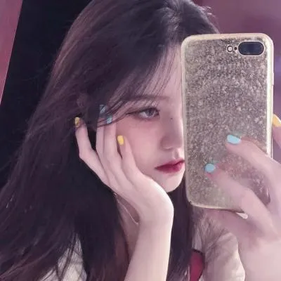 优质姐妹头像一人一张分开的第1张