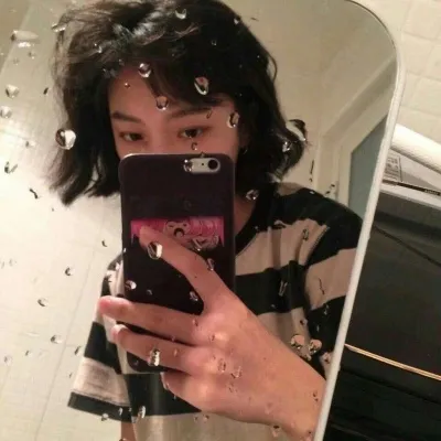 酷酷的霸气女生头像第1张