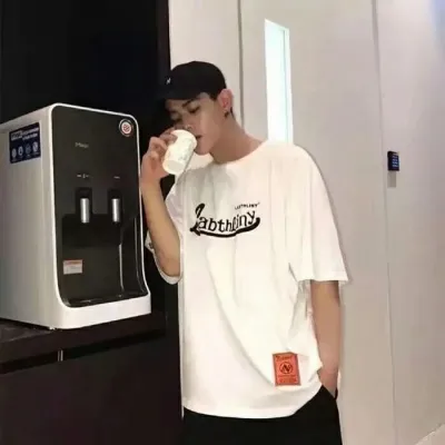 男生qq头像干净帅气清新第1张