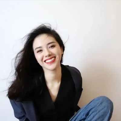 适合夏季的清纯闺蜜微信头像第1张