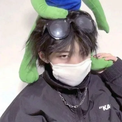 qq超拽霸气头像男第1张