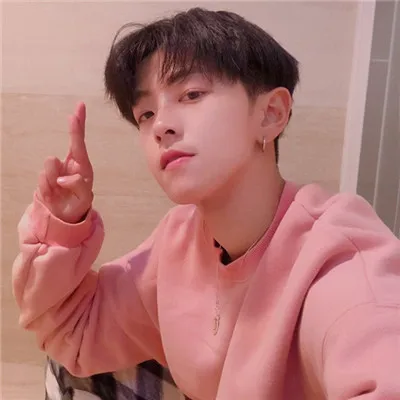 最火男生头像帅气小哥哥第1张