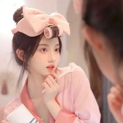 很悲伤女生头像图片第1张