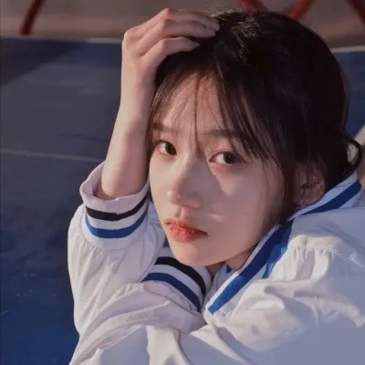 可爱呆萌的二次元少女专属头像第1张