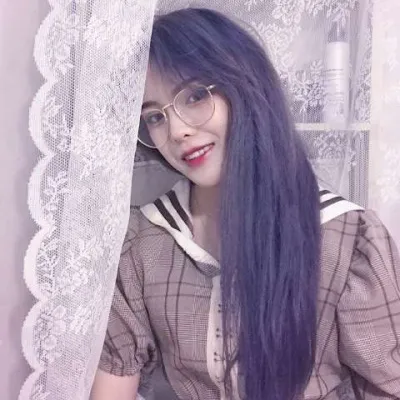 妩媚性感女生头像图片第1张