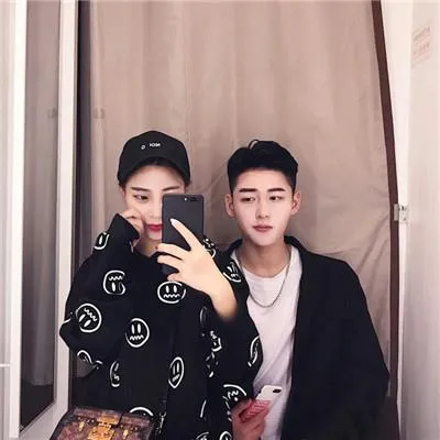 一对浪漫情侣头像真人第1张