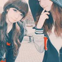 唯美的阿宝色闺蜜头像第1张