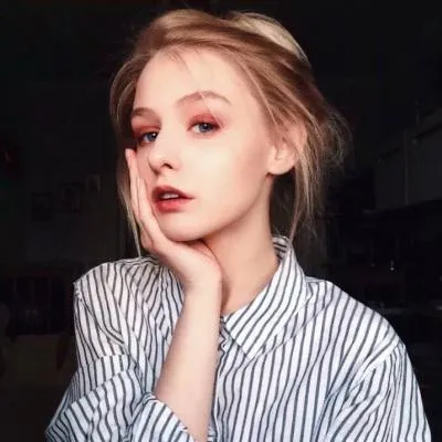 欧美闺蜜头像一人一个唯美高清第1张