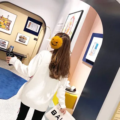 女生唯美长发背影头像精选第1张