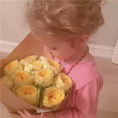 小女孩梦幻唯美仙仙的头像第1张