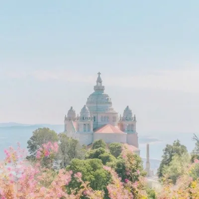 清新唯美的建筑风景头像图片第1张