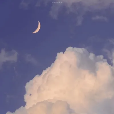 高清好看的蓝色天空风景头像图片第1张