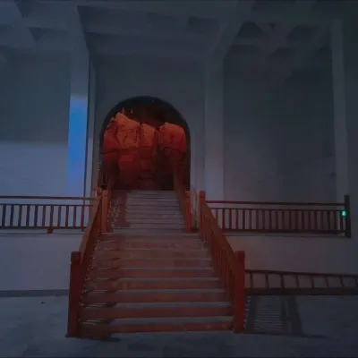 暗色系静物风景头像图片第1张