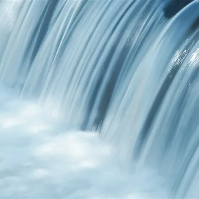 高清好看的真实山水瀑布头像图片第1张